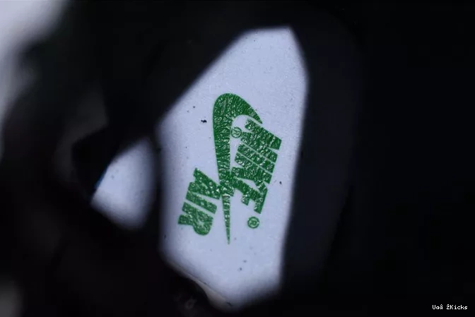 Trendy 292 Pine OG Green NRG 1167 Jordan High 555088- 1 Air Sail-Black 1108